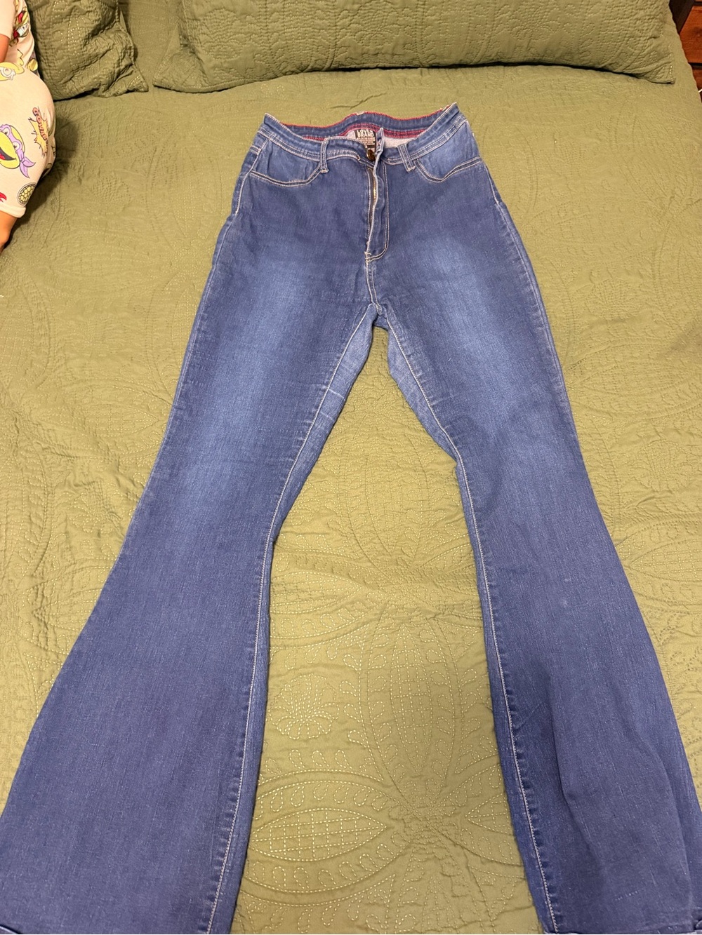 High-Rise Blue Flare Jeans — Women's Flared Denim